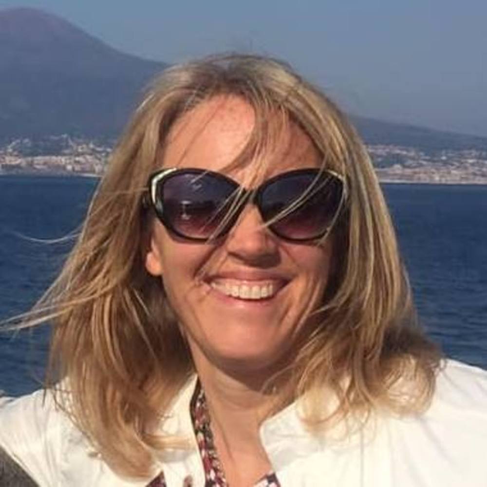 Meet your Posher, Monica